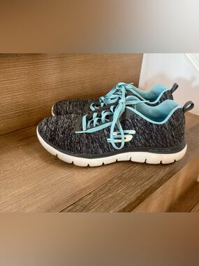 Skechers Flex Appeal 3.0 Insiders Sneaker (Women) size 8